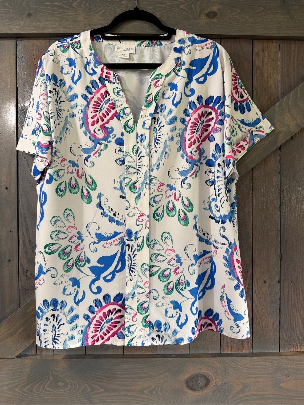 Chic Soul White Paisley-Print Short Sleeve Blouse in Blue, Pink & Green